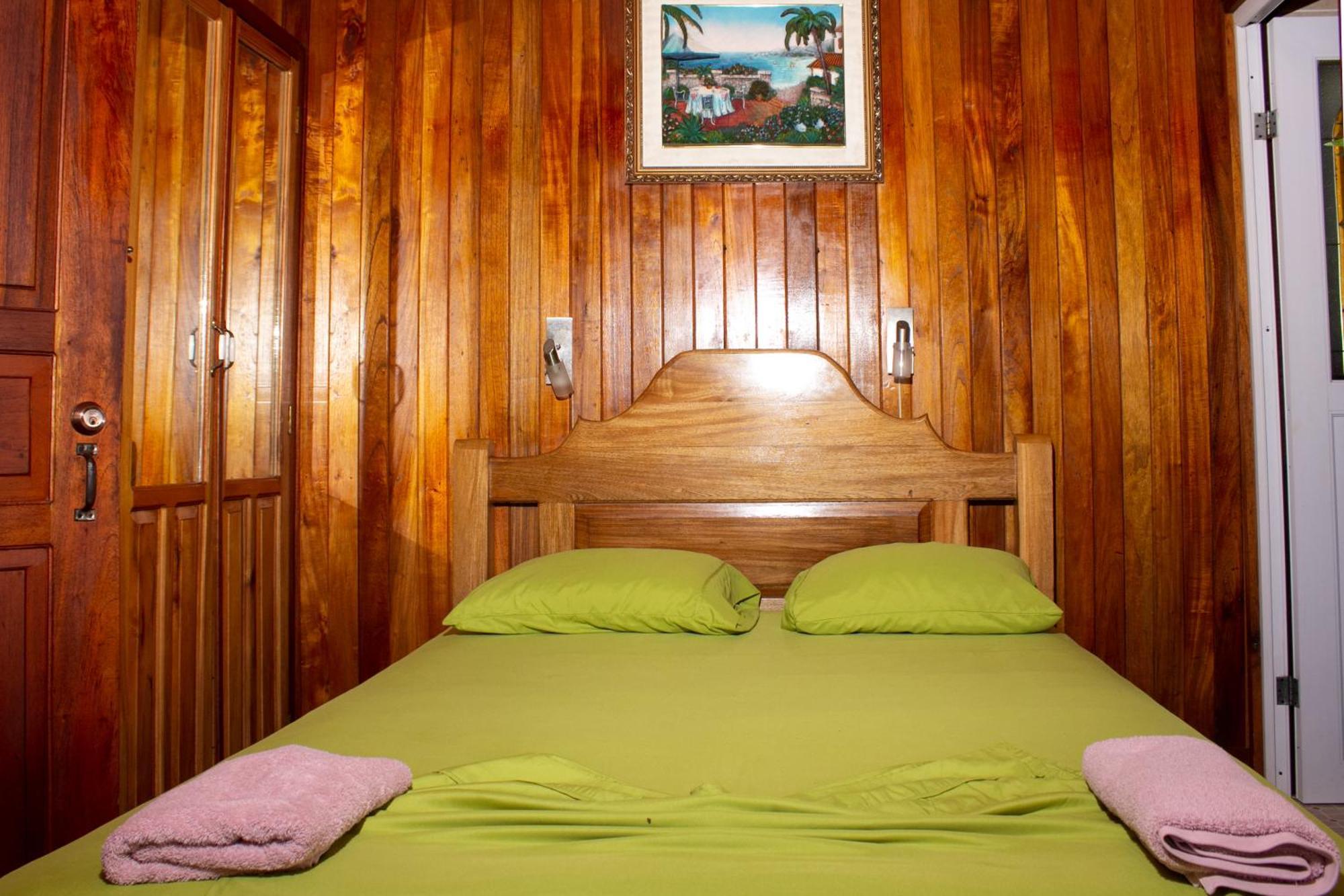 Bastimentos Hill Guest House Bocas Town Phòng bức ảnh